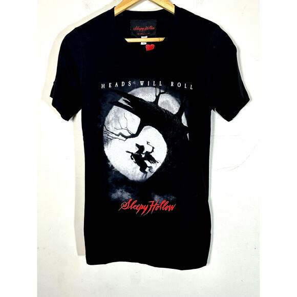Paramount Hot Topic Tops - Sleepy Hollow Heads Will Roll Graphic Tee Paramount Hot Topic Womans XS